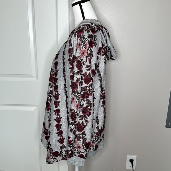 NWOT DB Sunday Cardigan Hoodie - Picture 2 of 7